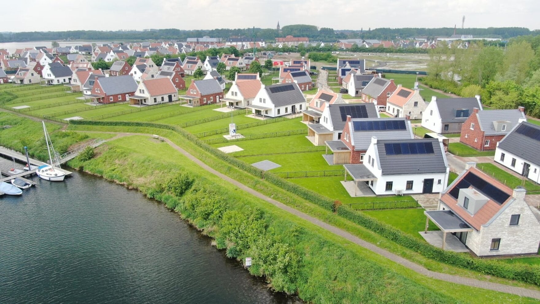 Pure bliss at the Maasplassen in Limburg