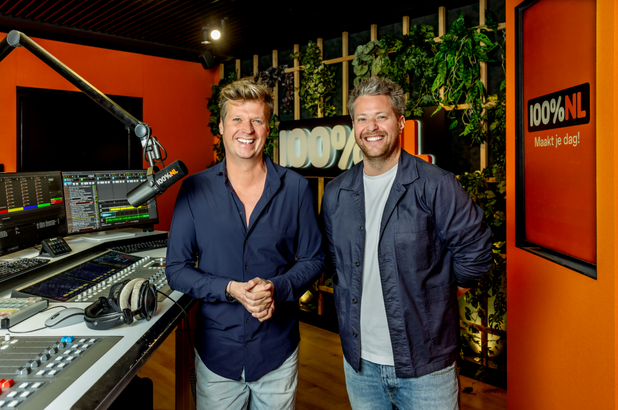 Wietze de Jager and Chris Bergström will host a morning show on 100% NL this summer